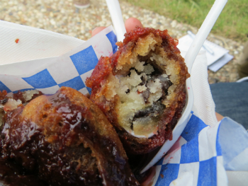 Illustration for article titled The Most Ridiculous Deep Fried Foods From America's State Fairs